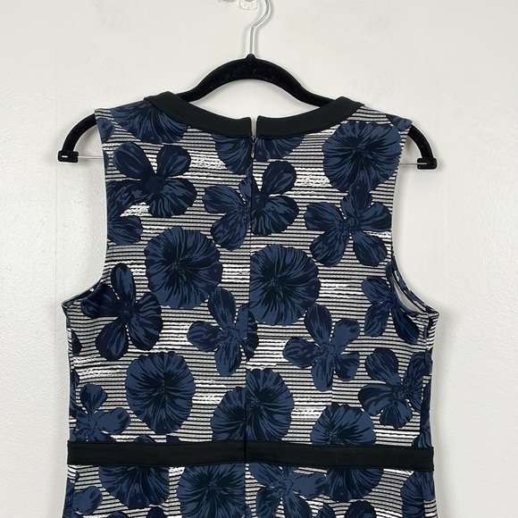 Ann Taylor sleeveless dress women size 8 flower print V neck A Line zip closure - Picture 6 of 8